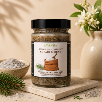 Scrub 100% Natural Detoxifiant cu Sare si Brad, Savonia, 430 gr