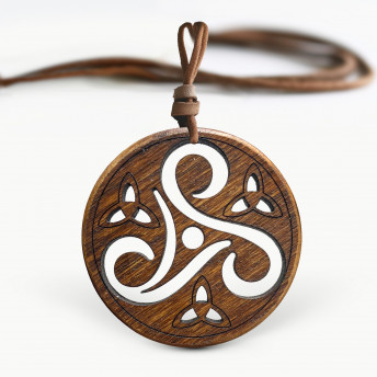 Amuleta din Lemn - Triskelion M1, Maro, Red Owl